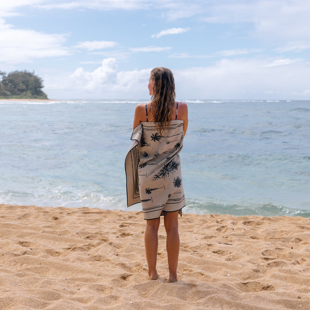 Palm scene Beach Towel